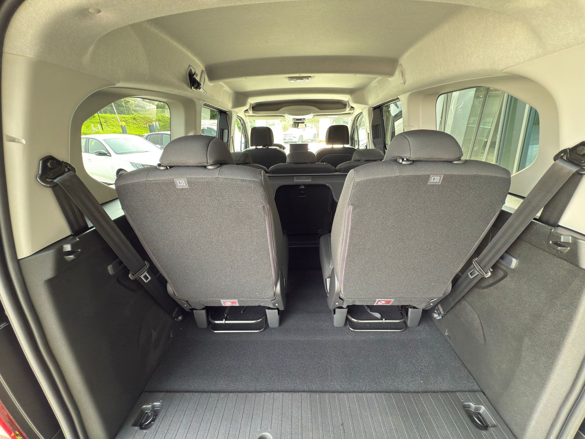 PEUGEOT Rifter Long 1.5 BlueHDi GT EAT8-image-10