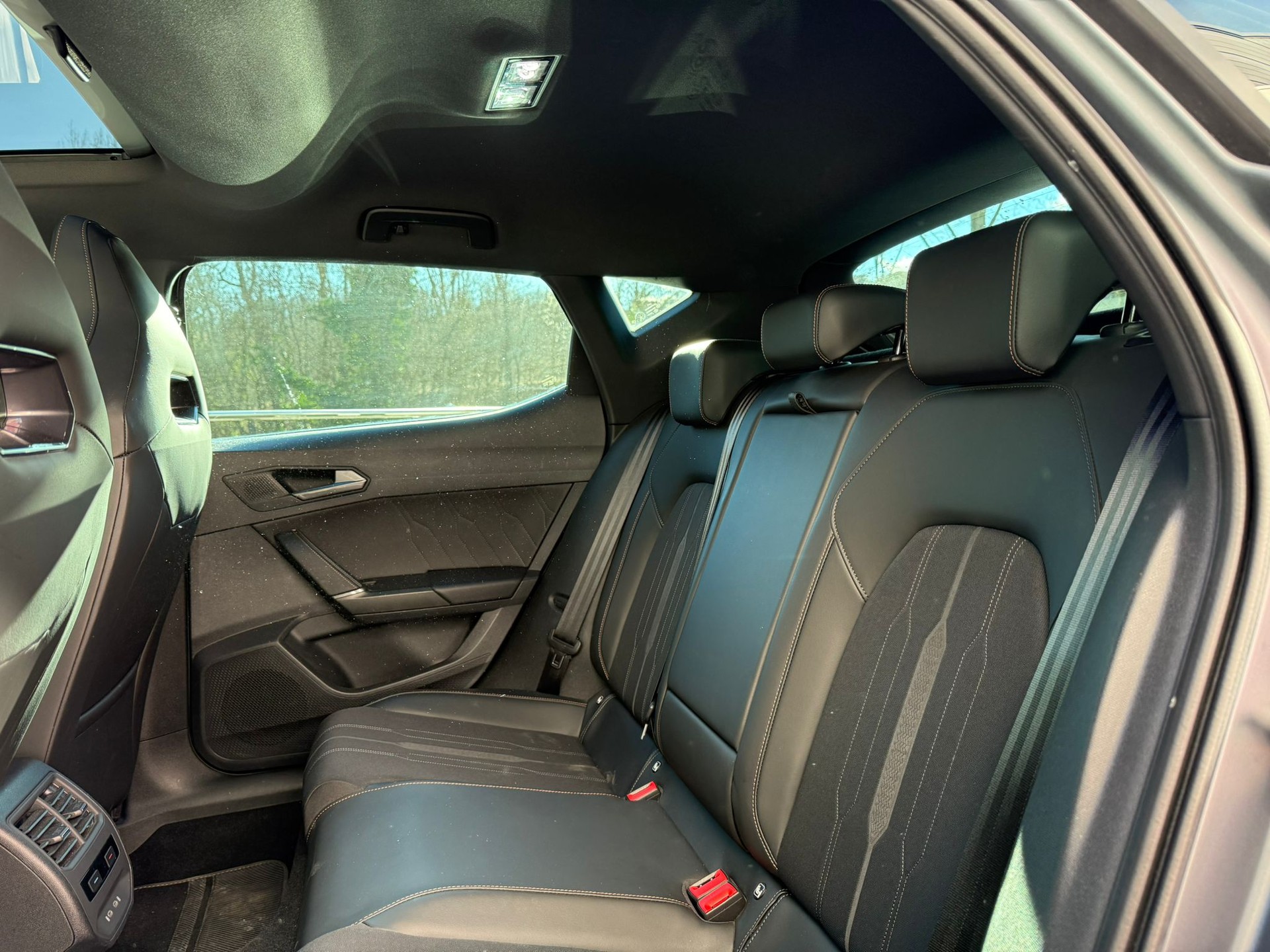 CUPRA LEON 1.4 e-HYBRID pHEV DSG-image-11