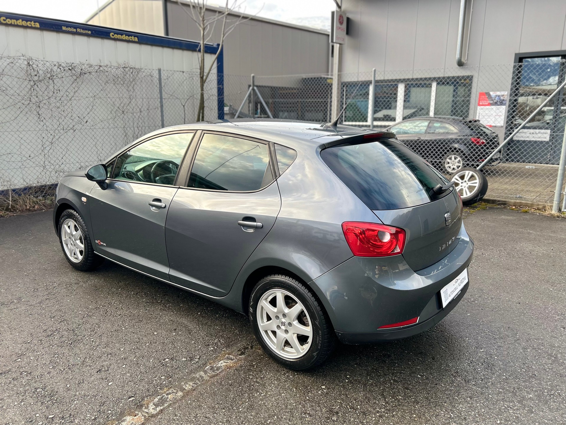 SEAT Ibiza 1.2 TSI Sport-image-2