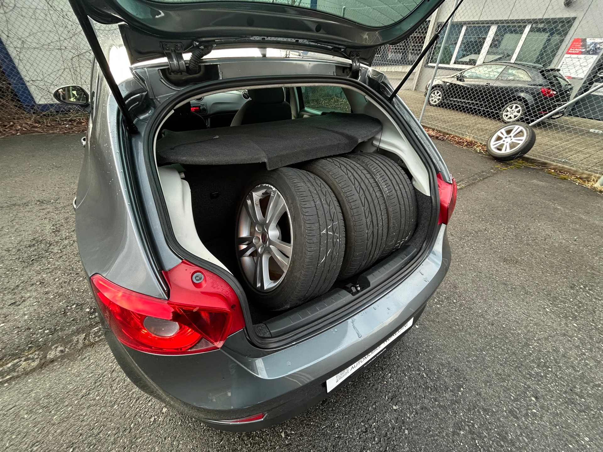 SEAT Ibiza 1.2 TSI Sport-image-11