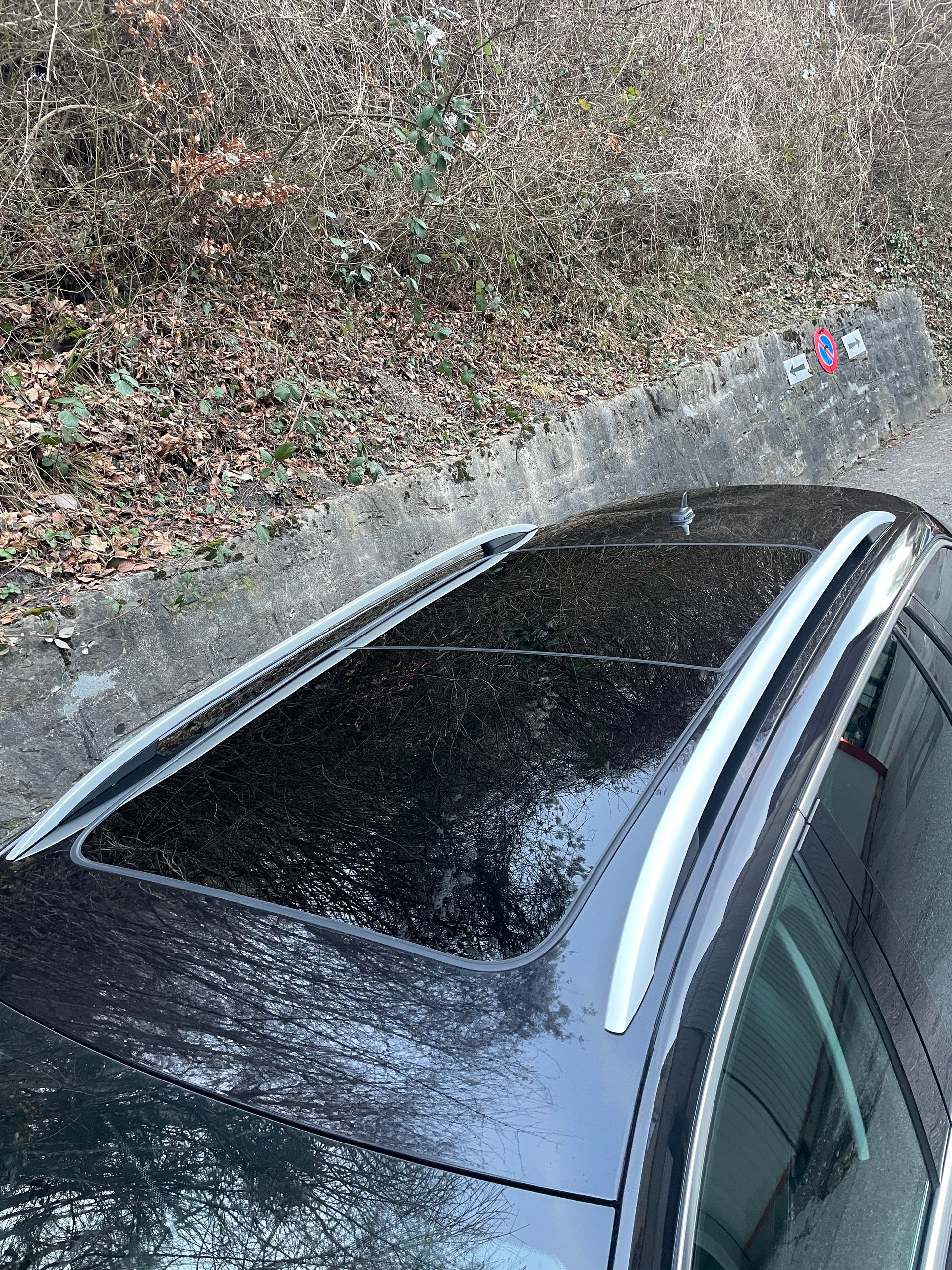 SKODA Octavia Combi 2.0 TDI Scout *** 4x4 *** DSG ** ATTELAGE ** ALCANTARA-CUIR **-image-10