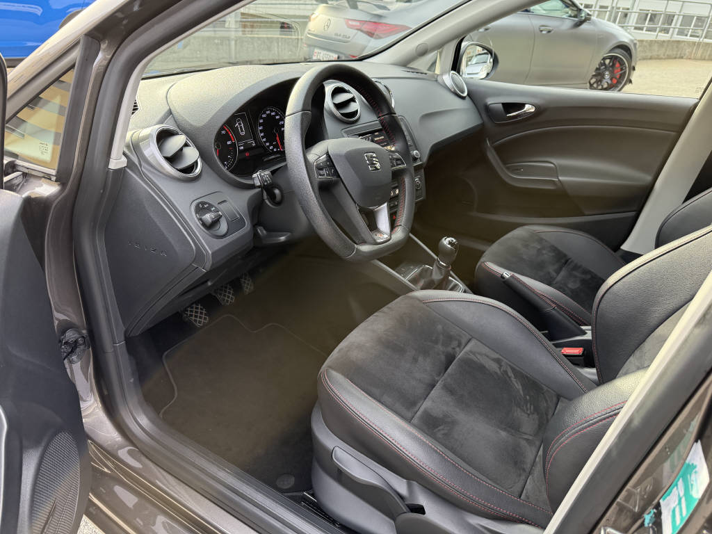 SEAT Ibiza 1.4 TSI 150 ACT Swiss FR-image-12