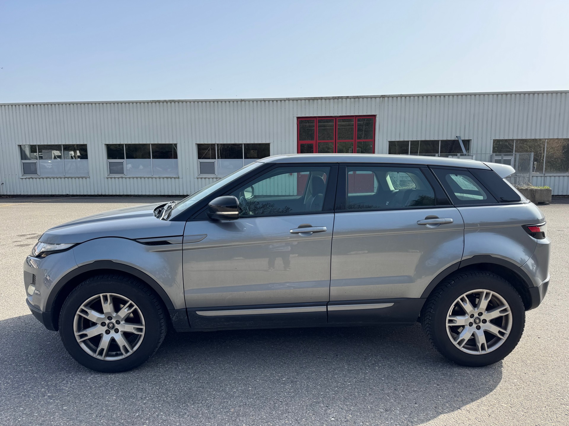 LAND ROVER Range Rover Evoque 2.0 Si4 Prestige AT6-image-4
