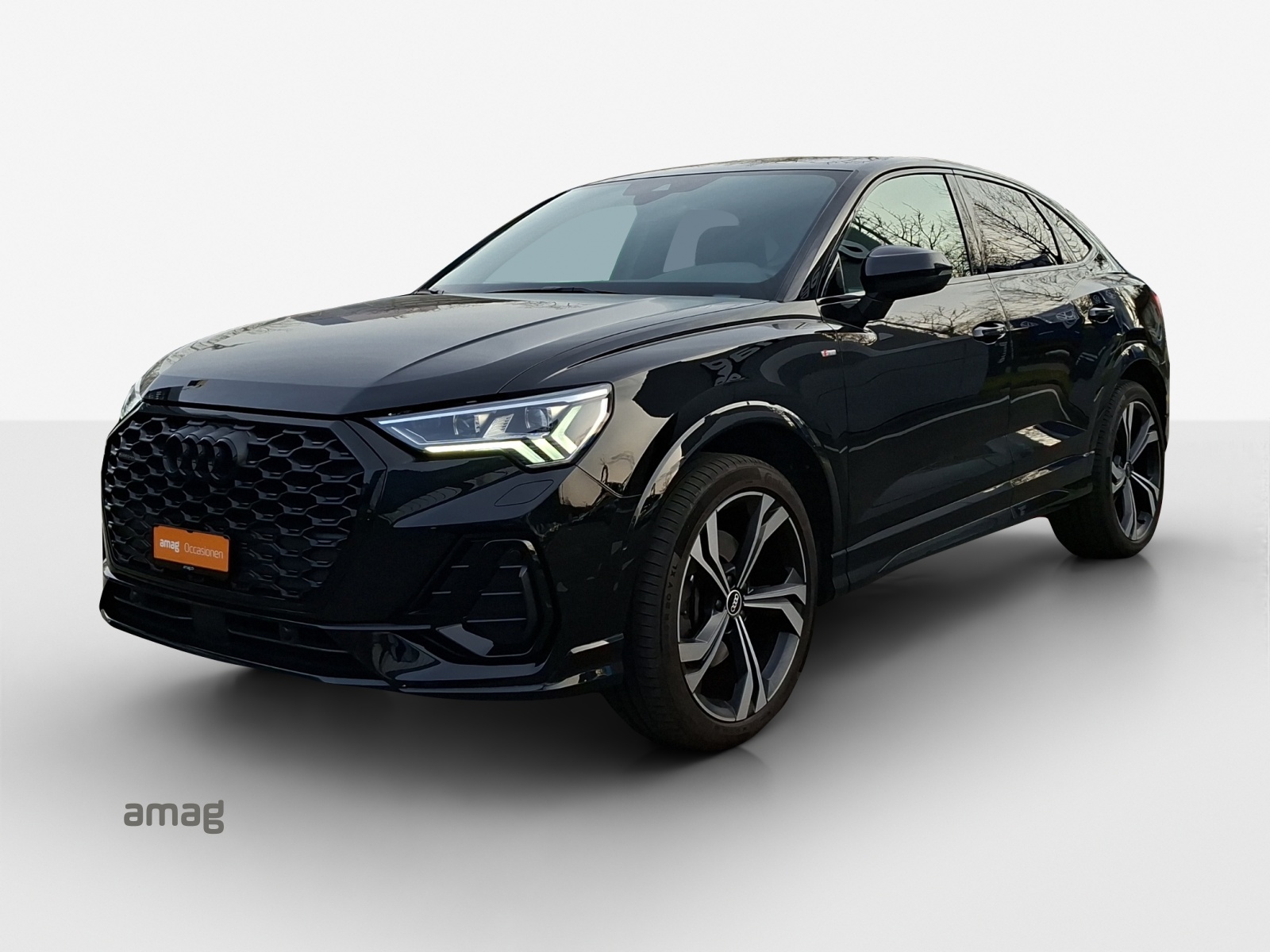 AUDI Q3 Sportback 40 TDI S line Attraction quattro S-tronic-image-0