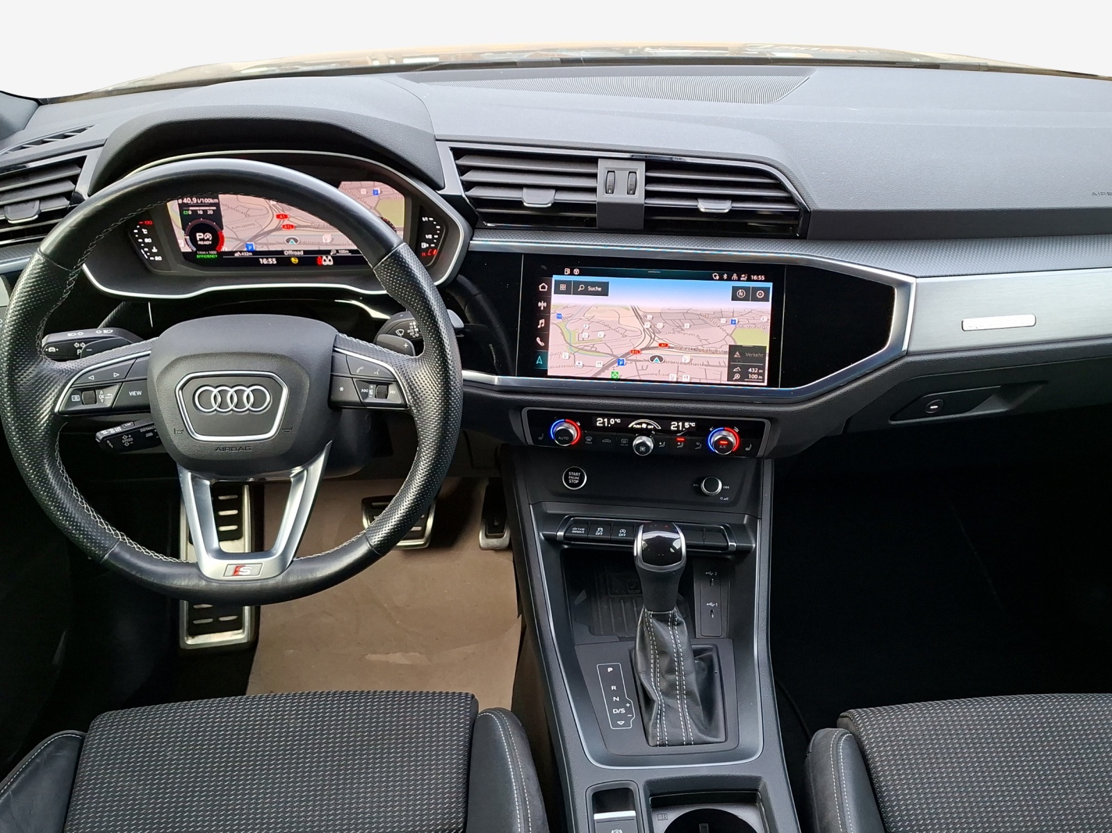 AUDI Q3 Sportback 40 TDI S line Attraction quattro S-tronic-image-8