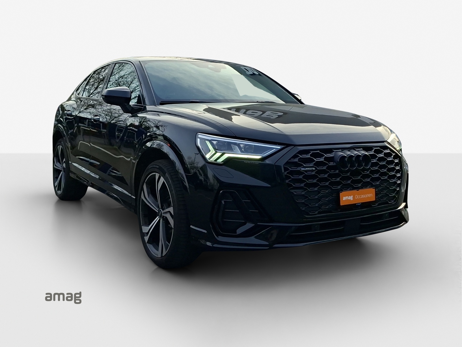 AUDI Q3 Sportback 40 TDI S line Attraction quattro S-tronic-image-5