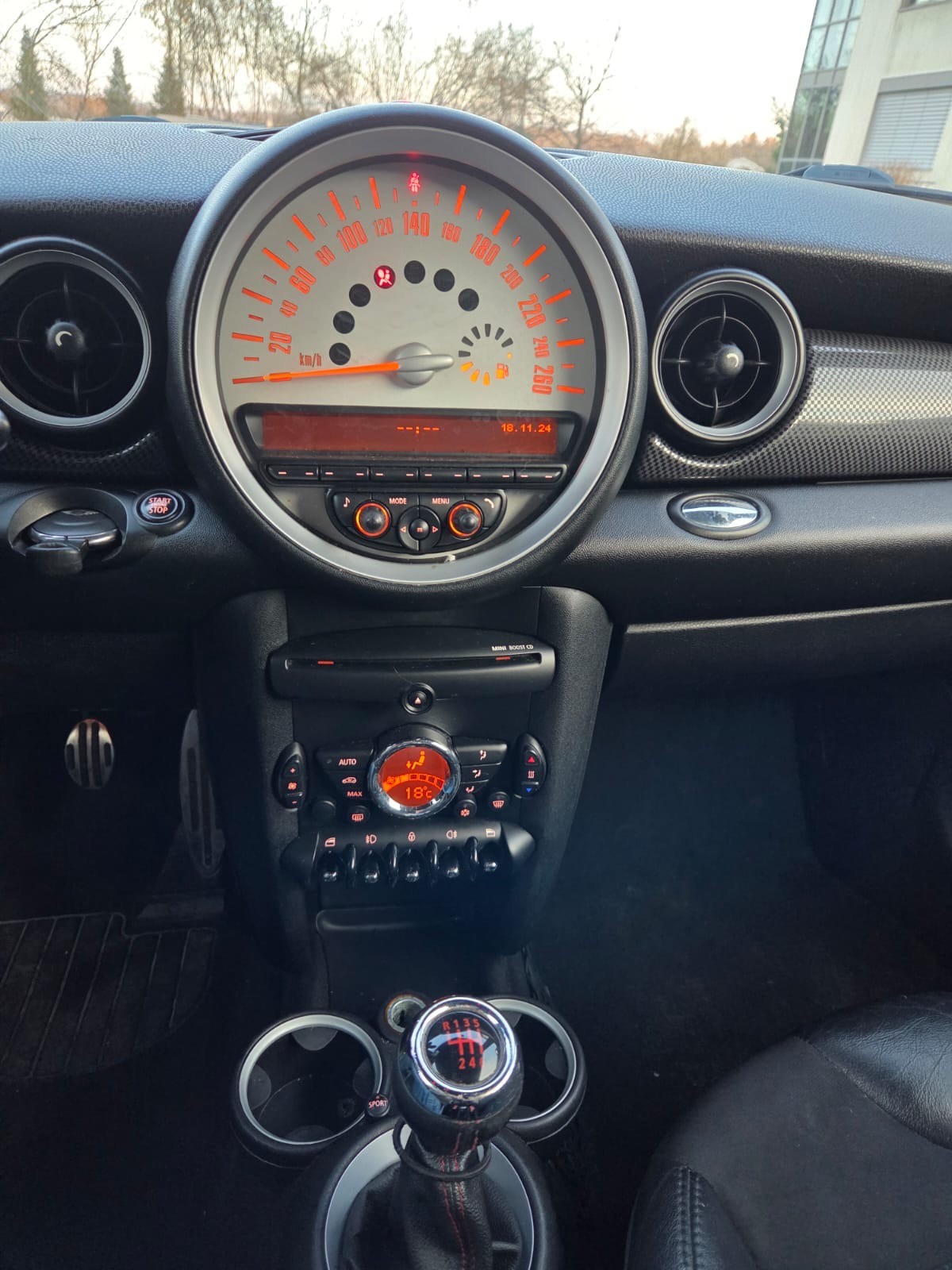 MINI Cooper S-image-14