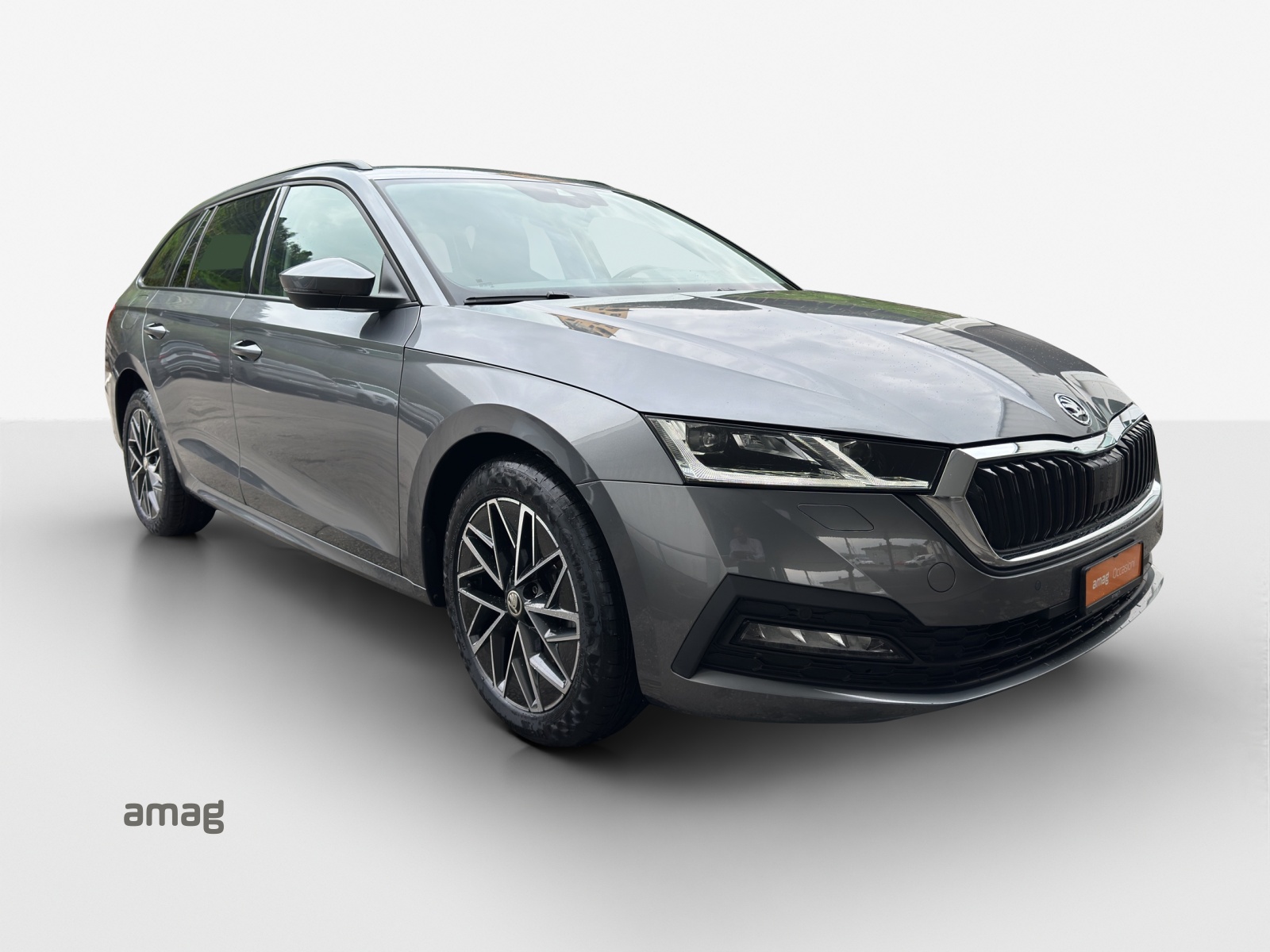 SKODA Octavia Combi 1.4 TSI PHEV DSG Ambition-image-6