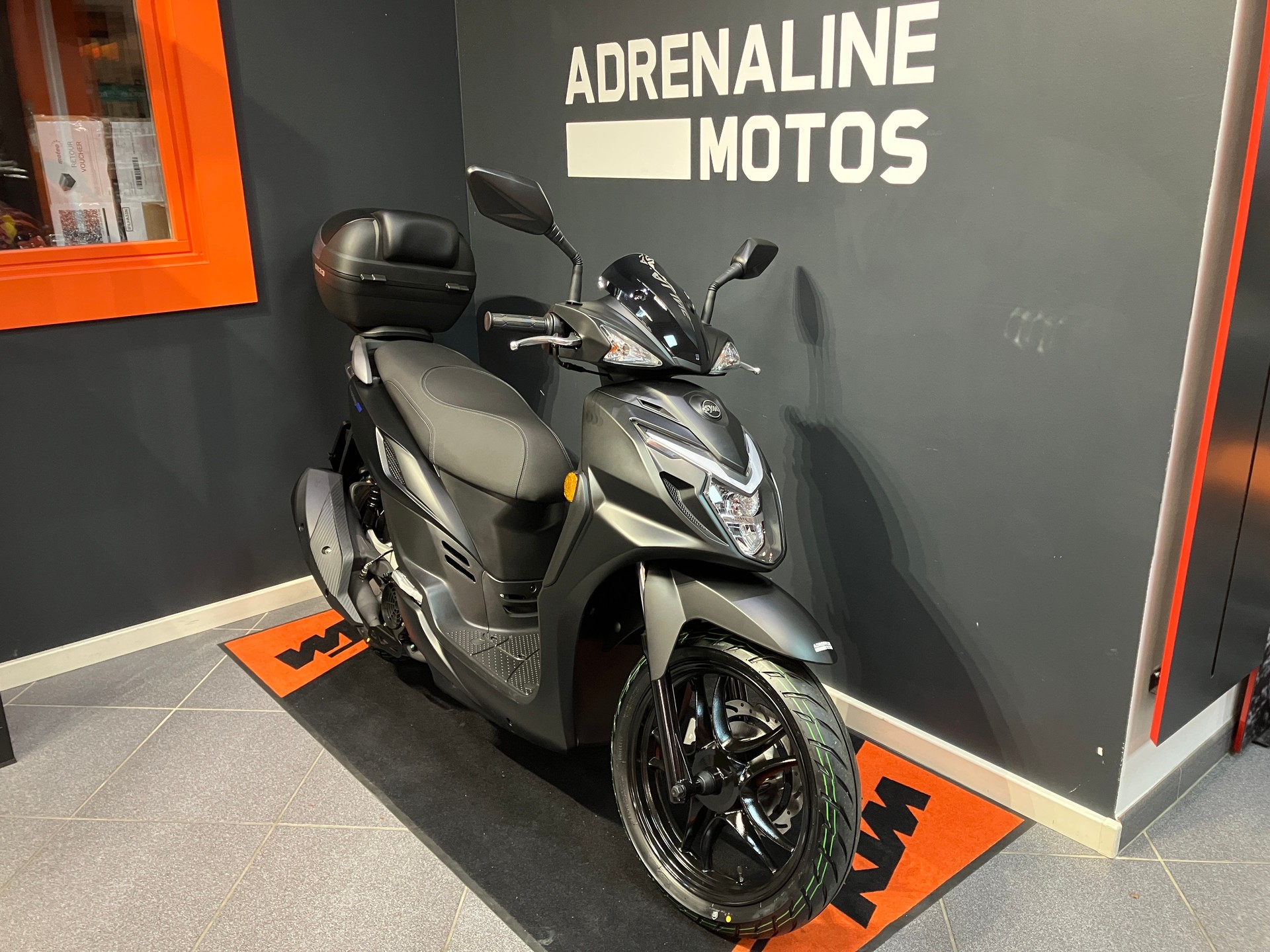 SYM Symphony 125 SR Euro 5+-showroom-element-2
