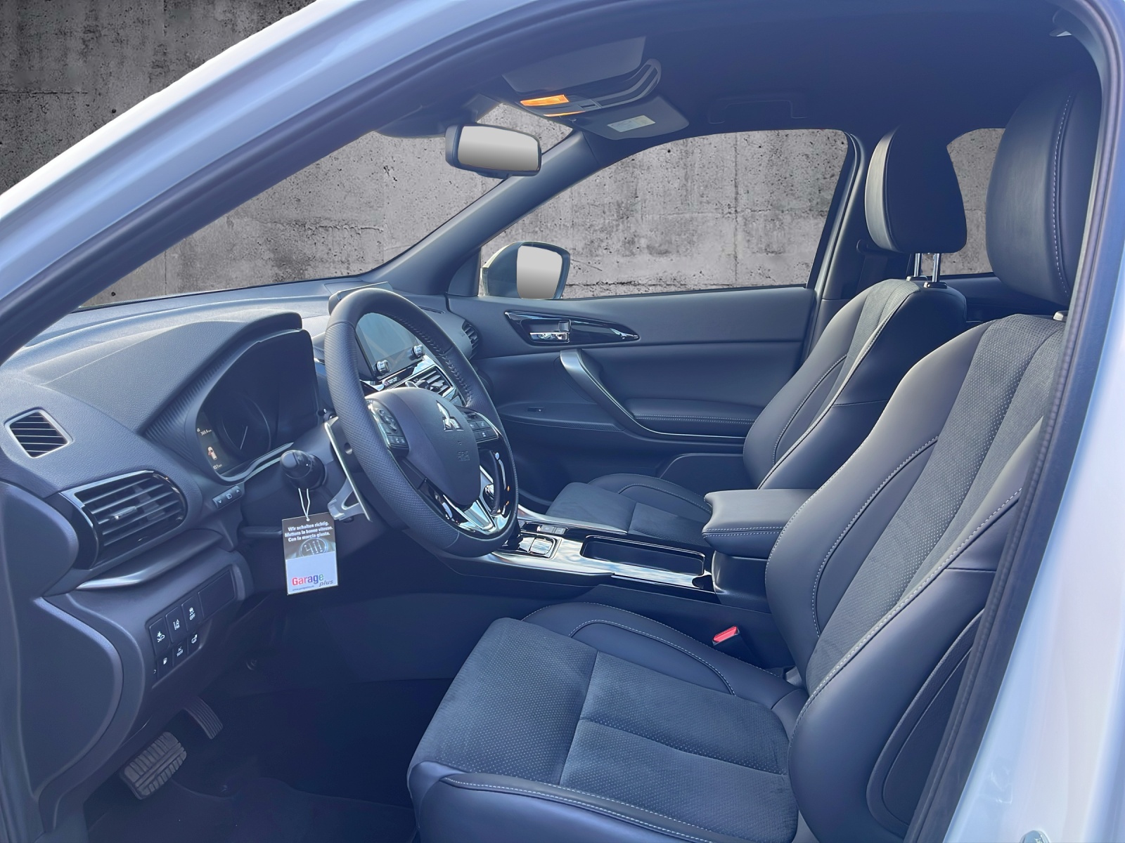 MITSUBISHI Eclipse Cross 2.4 PHEV Blackline 4WD-image-8