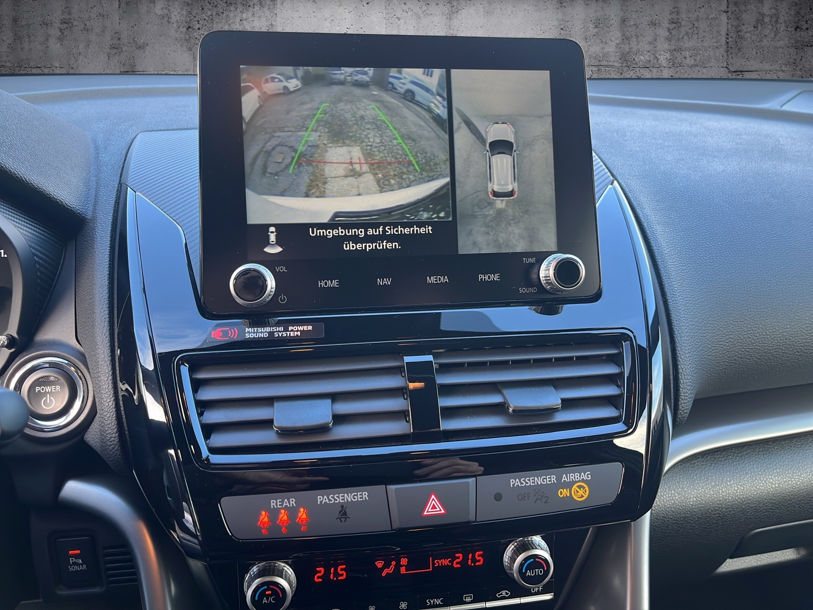 MITSUBISHI Eclipse Cross 2.4 PHEV Blackline 4WD-image-11