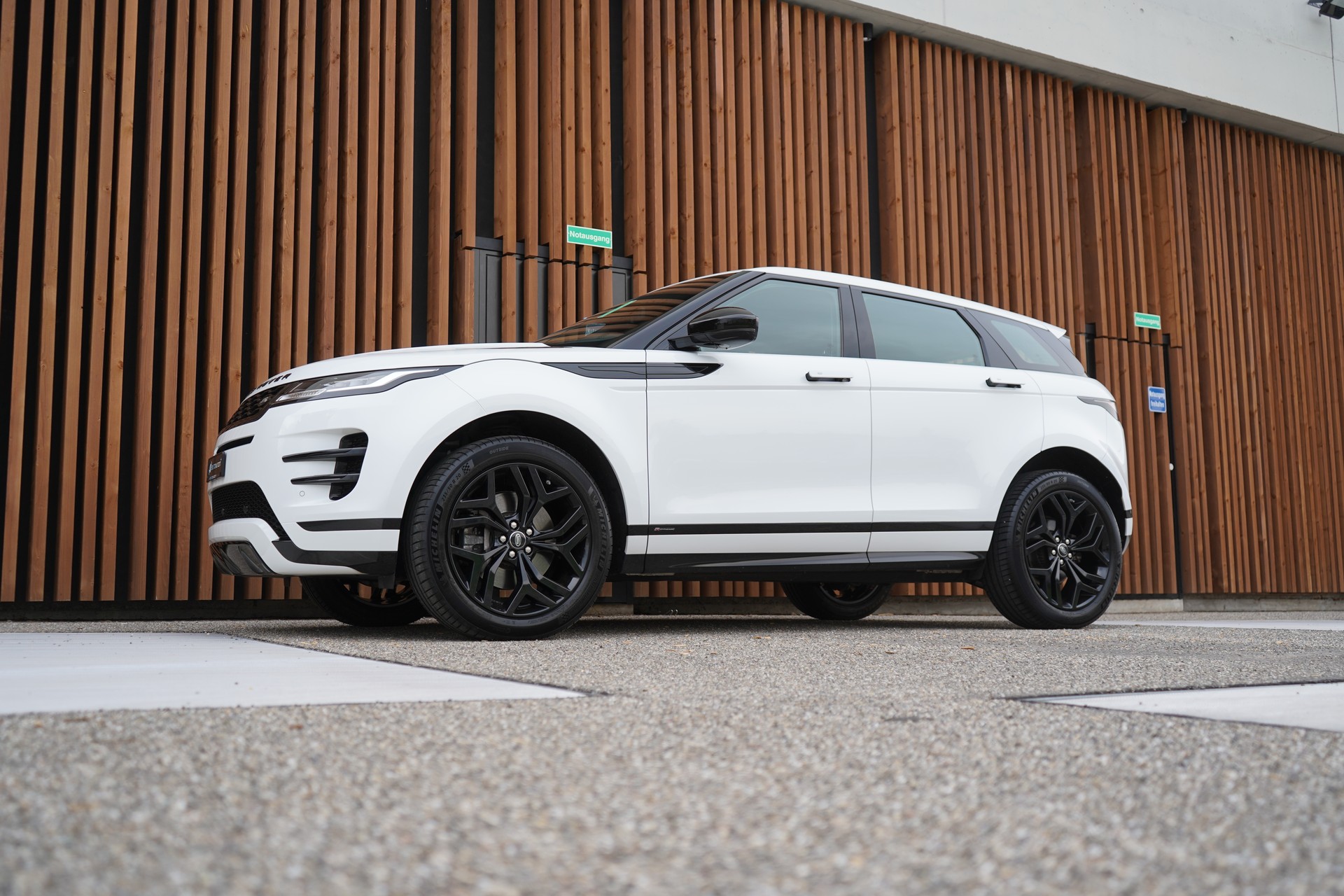 LAND ROVER RANGE ROVER EVOQUE R-DYNAMIC P 200 AT9 l 200 PS-image-8