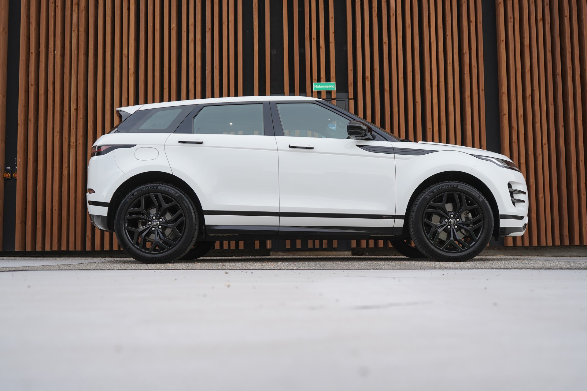 LAND ROVER RANGE ROVER EVOQUE R-DYNAMIC P 200 AT9 l 200 PS-image-2