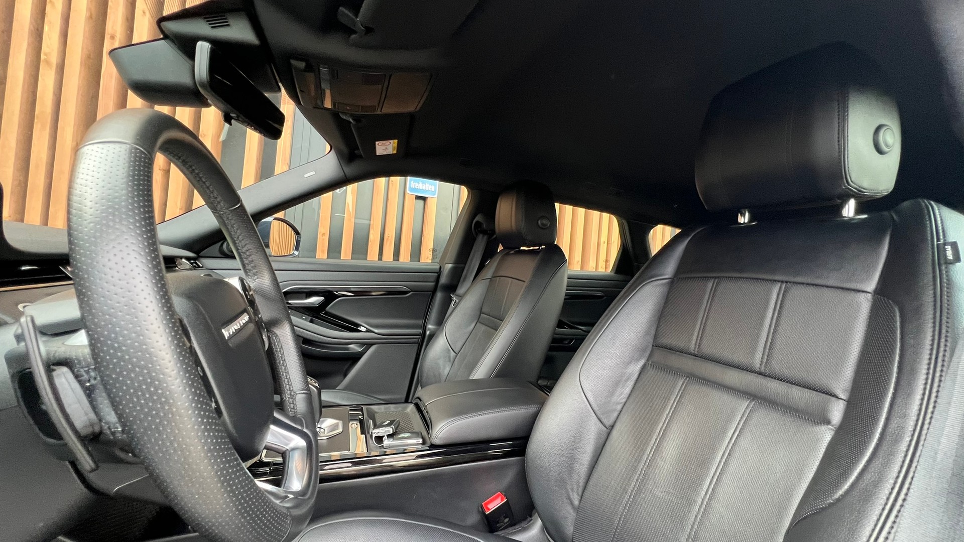 LAND ROVER RANGE ROVER EVOQUE R-DYNAMIC P 200 AT9 l 200 PS-image-22