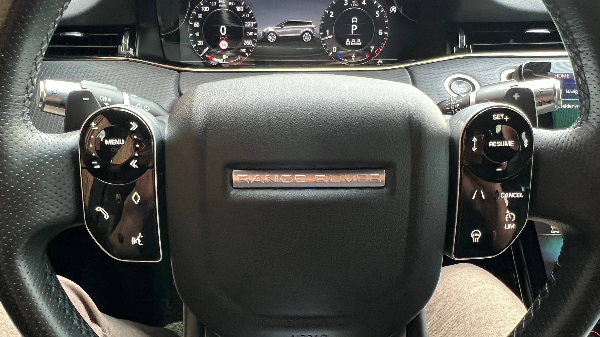 LAND ROVER RANGE ROVER EVOQUE R-DYNAMIC P 200 AT9 l 200 PS-image-21