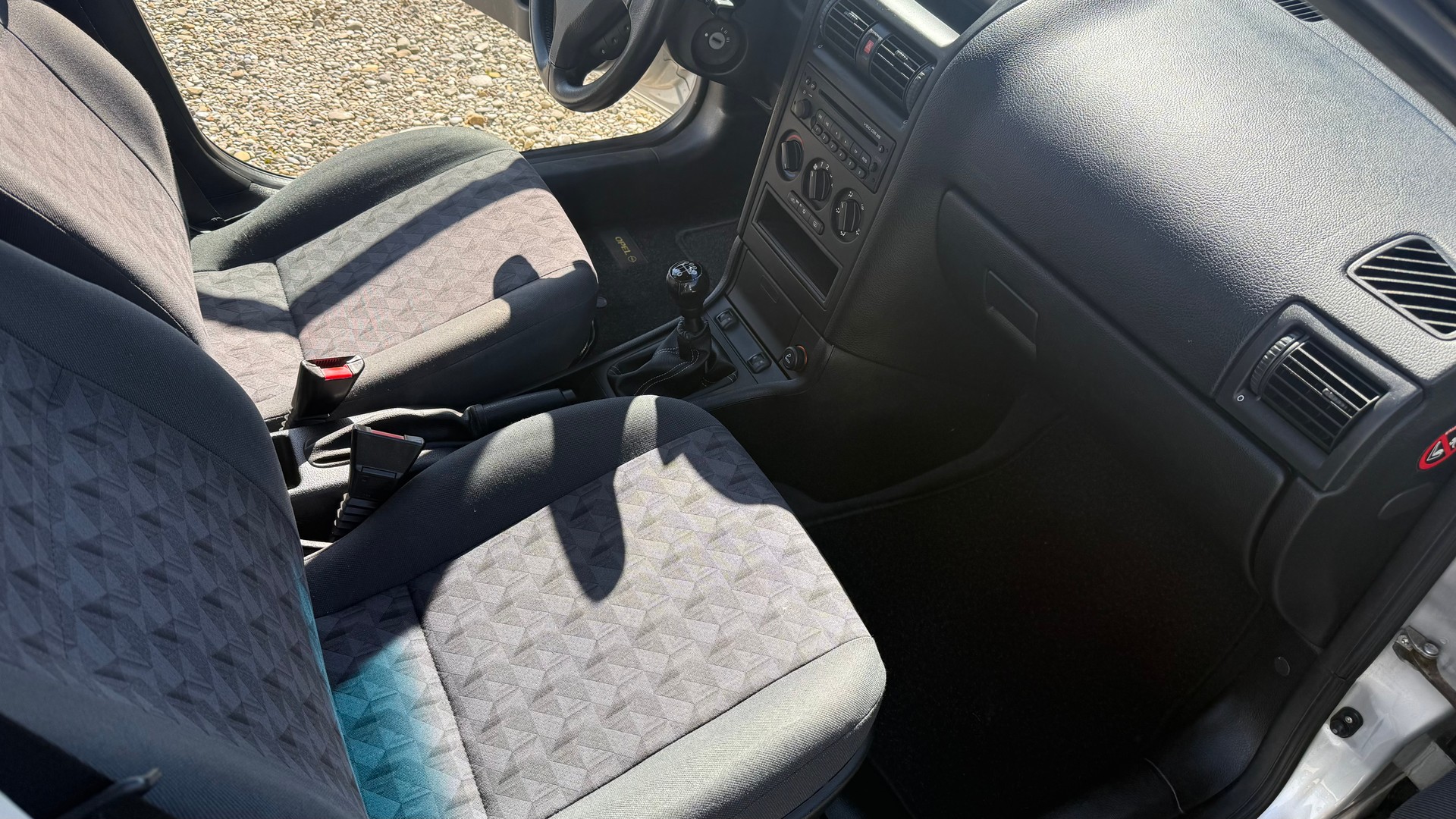 OPEL Astra 1.6i 16V Linea Fresca-image-6