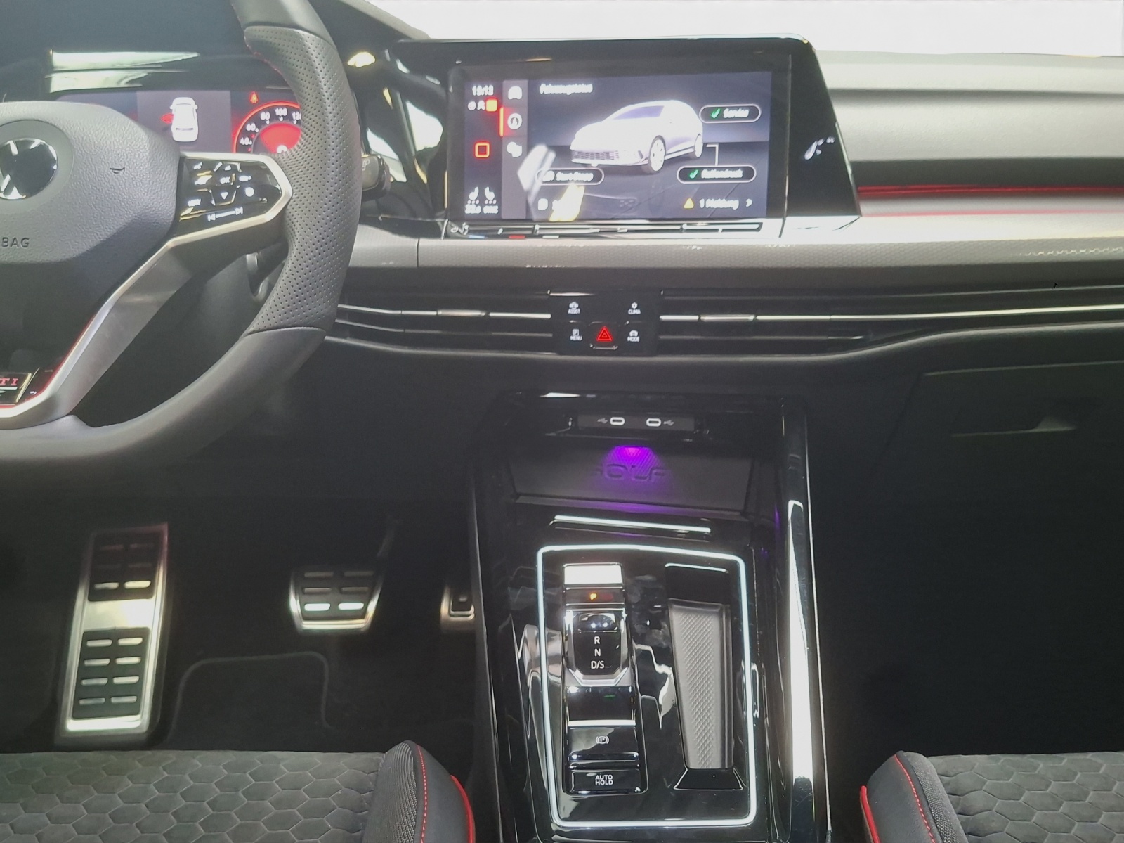 VW Golf 2.0 TSI GTI Clubsport DSG-image-12