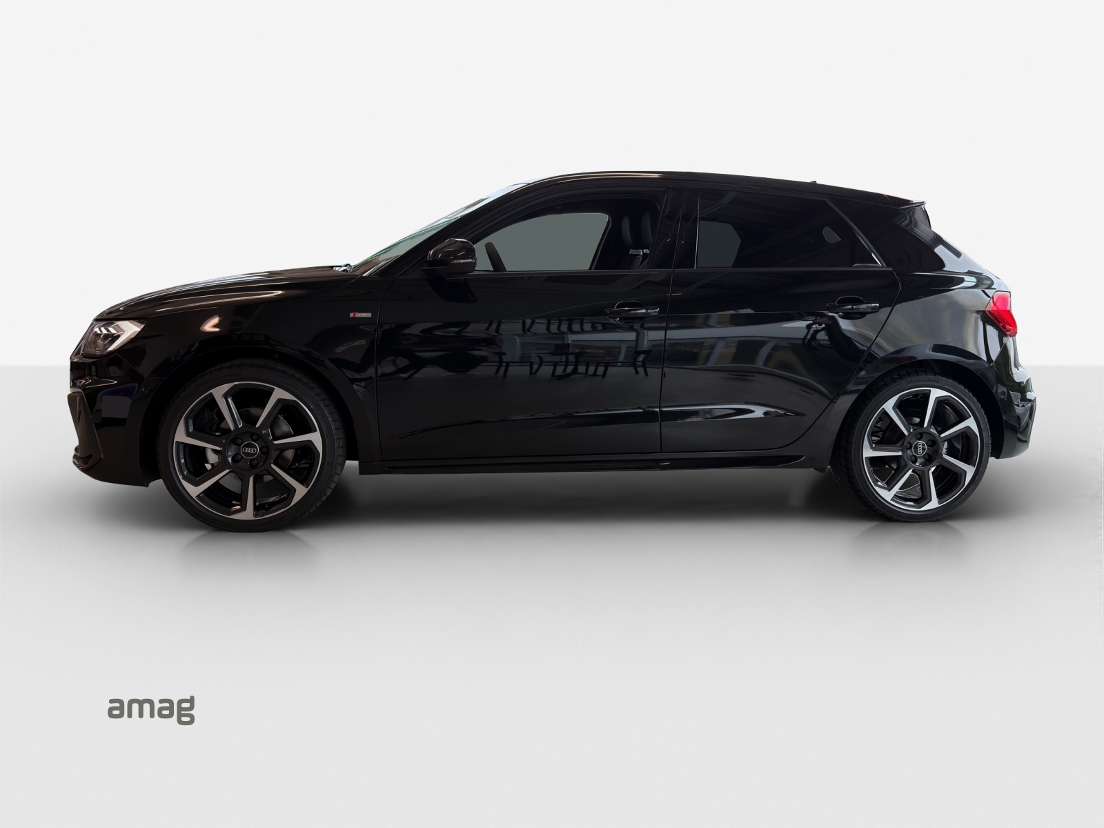 AUDI A1 Sportback 30 TFSI S Line Attraction S-tronic-image-1