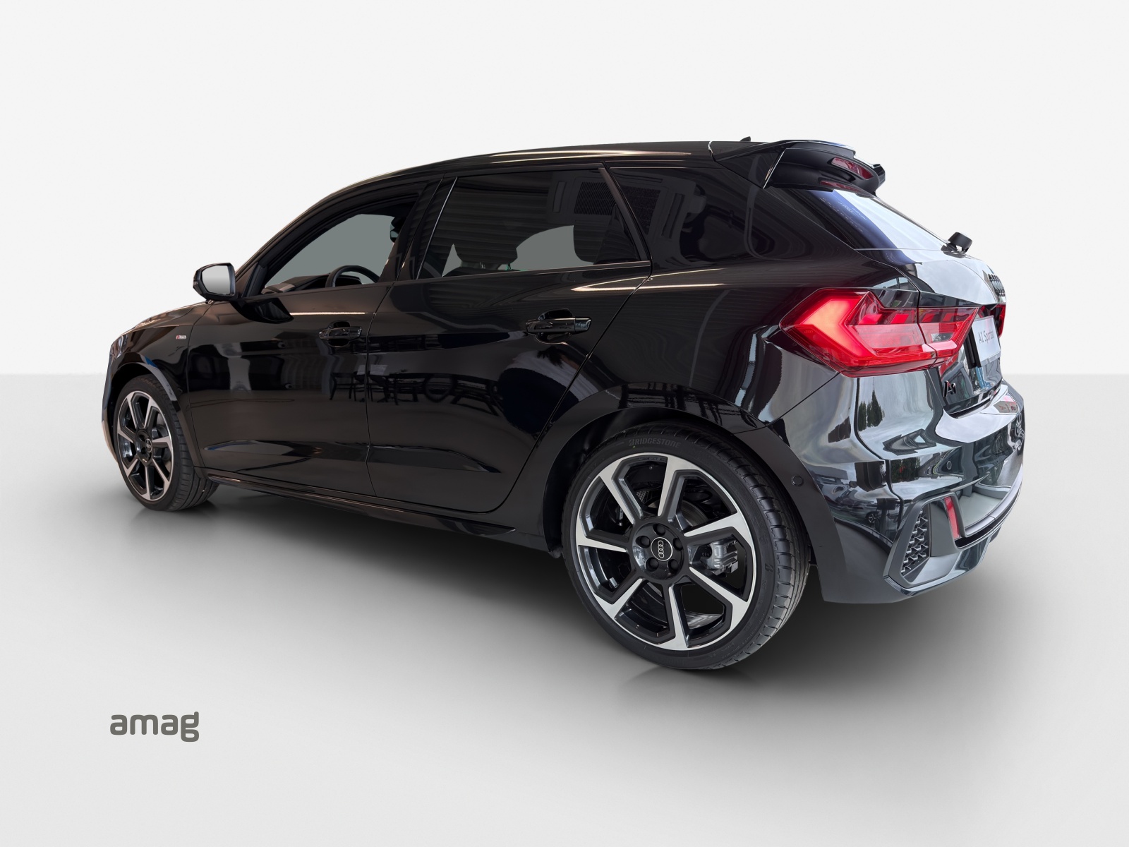 AUDI A1 Sportback 30 TFSI S Line Attraction S-tronic-image-2