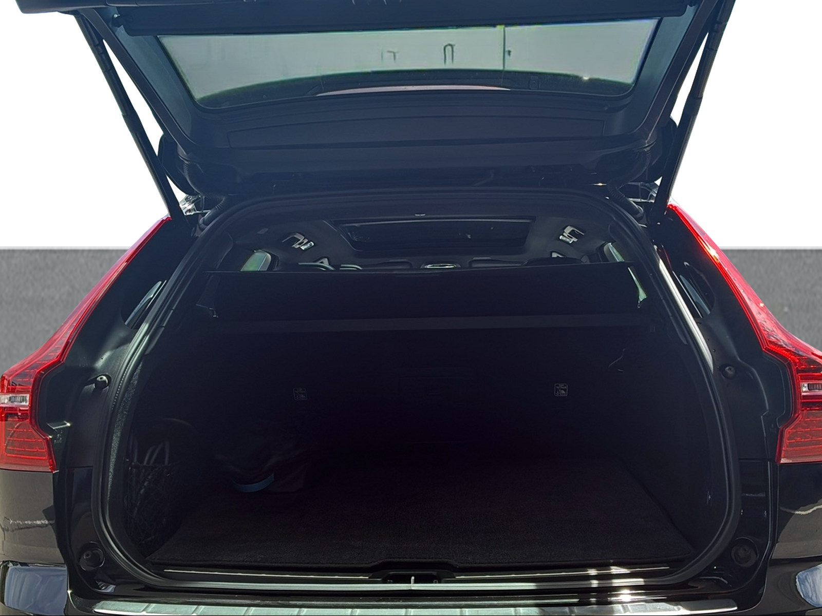 VOLVO XC60 2.0 T8 TE R-Design eAWD-image-14
