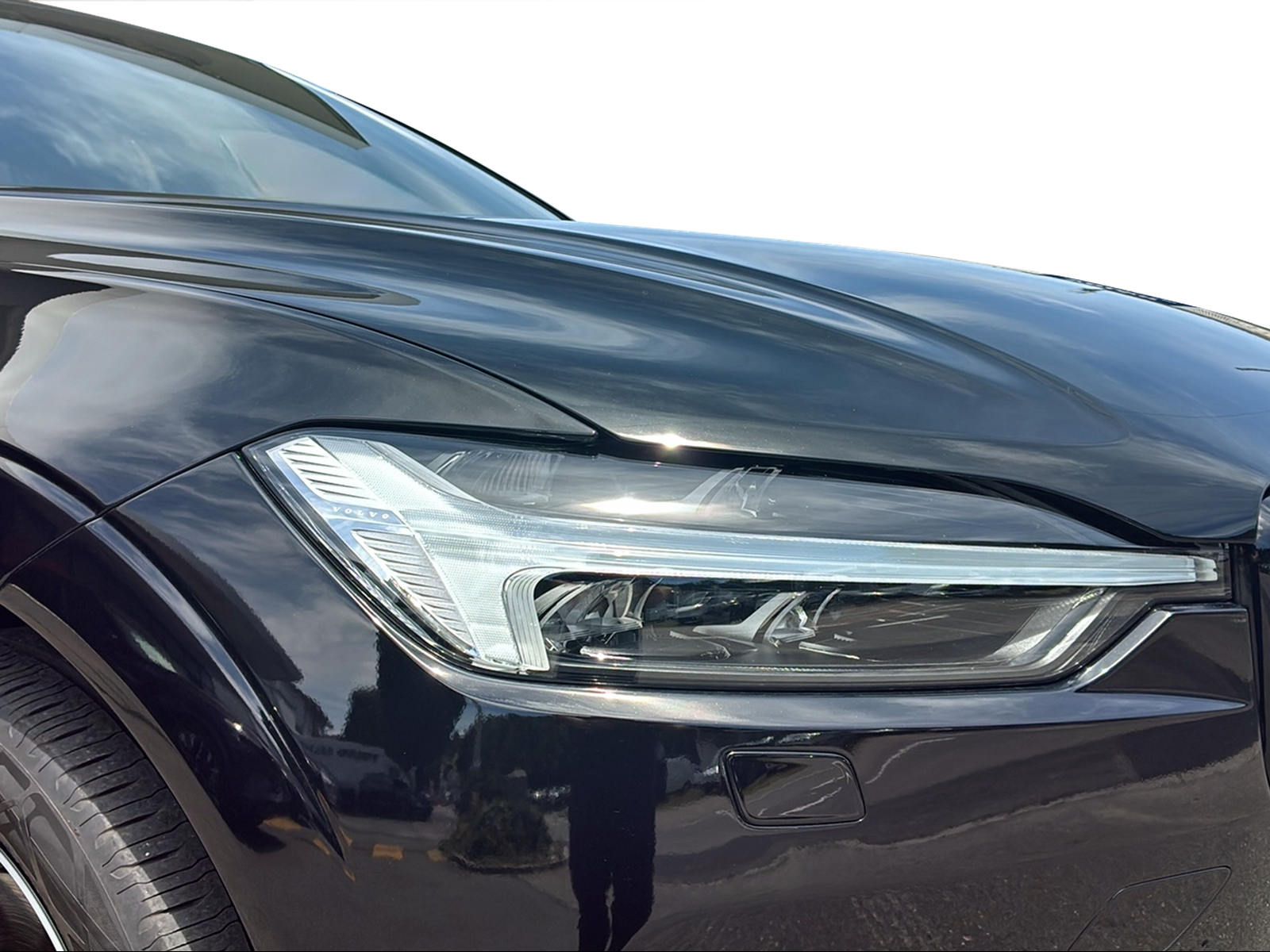VOLVO XC60 2.0 T8 TE R-Design eAWD-image-17
