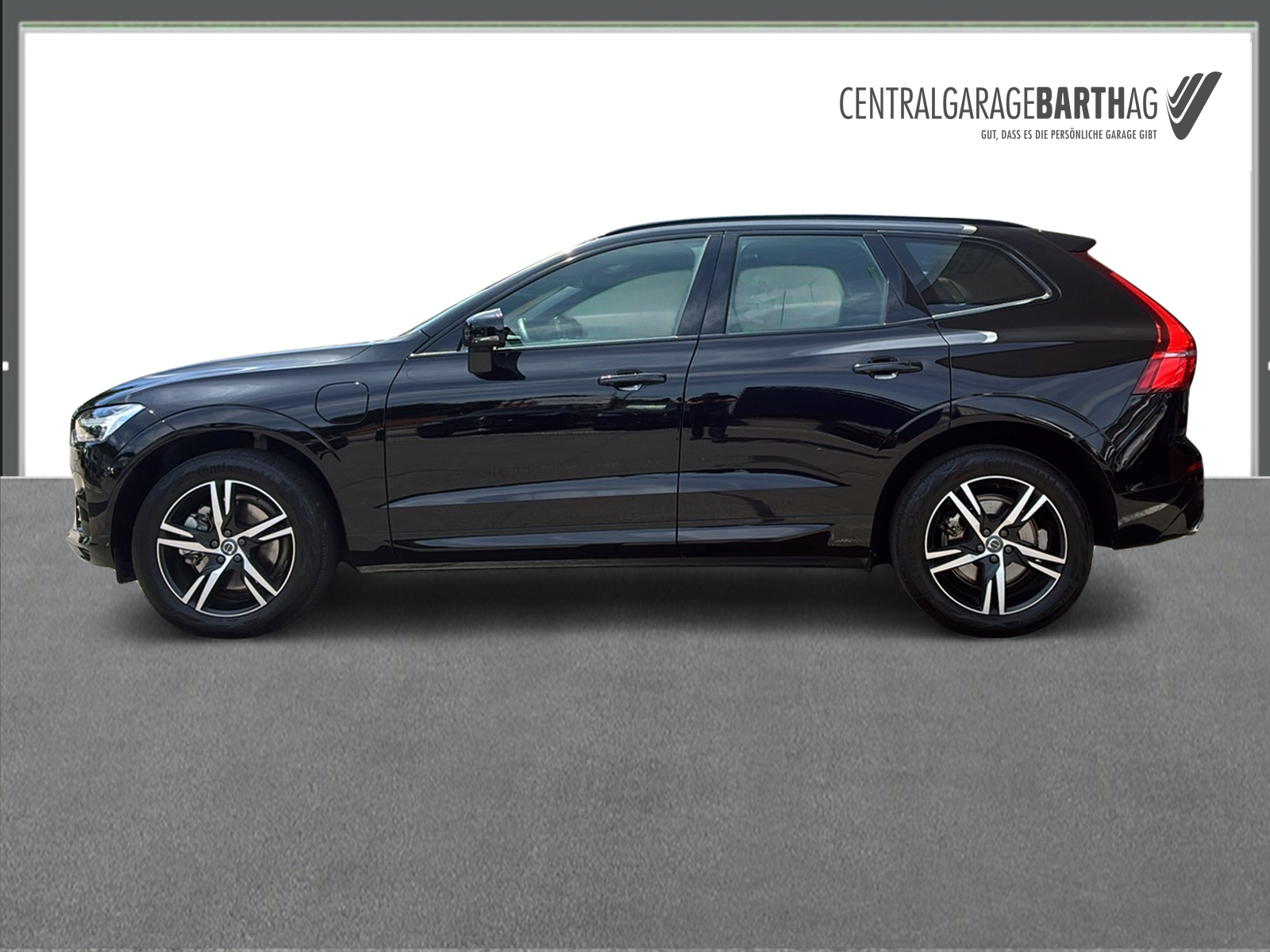 VOLVO XC60 2.0 T8 TE R-Design eAWD-showroom-element-3