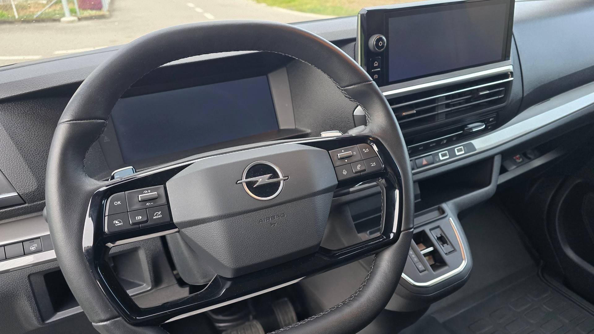 OPEL Zafira Life 2.0 CDTI Business Edition M Automatik-image-9