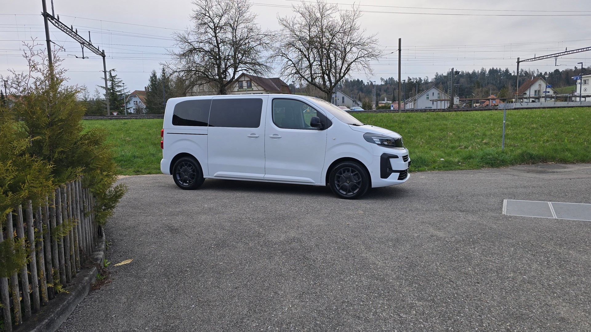 OPEL Zafira Life 2.0 CDTI Business Edition M Automatik-image-7