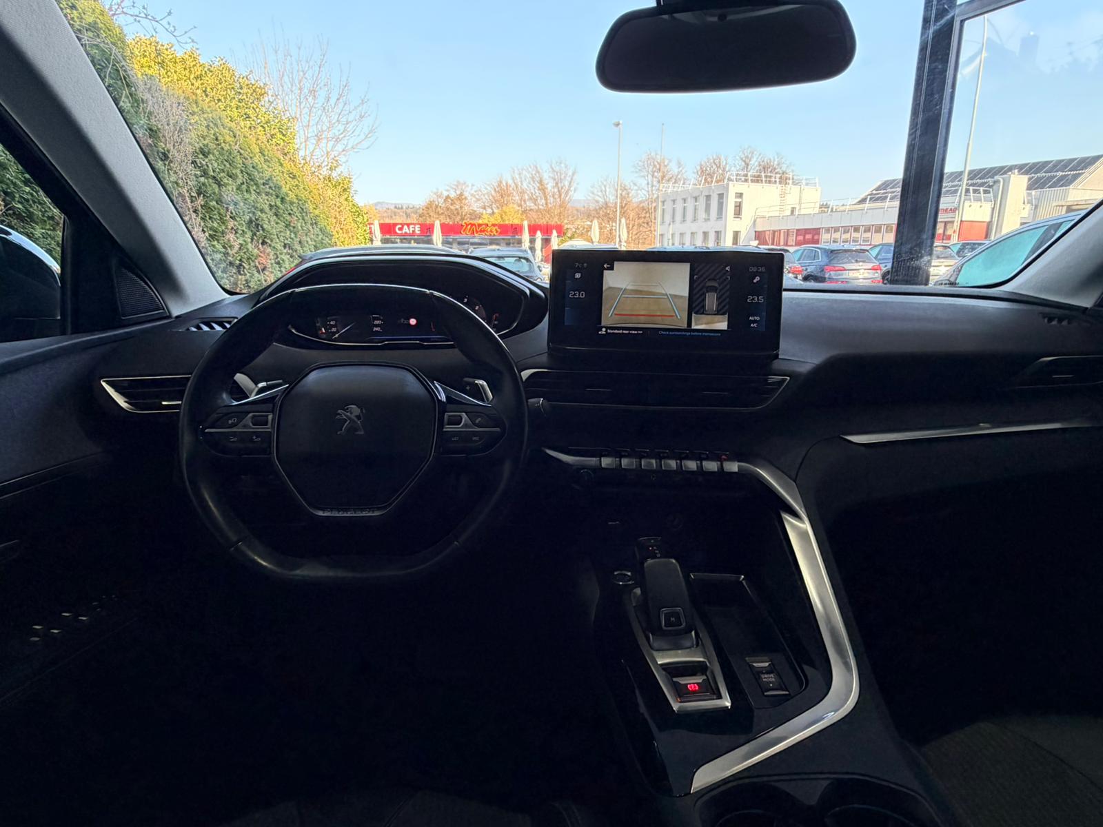 PEUGEOT 5008 1.5 BlueHDi Allure Pack EAT8*7 Plätzer*-image-7