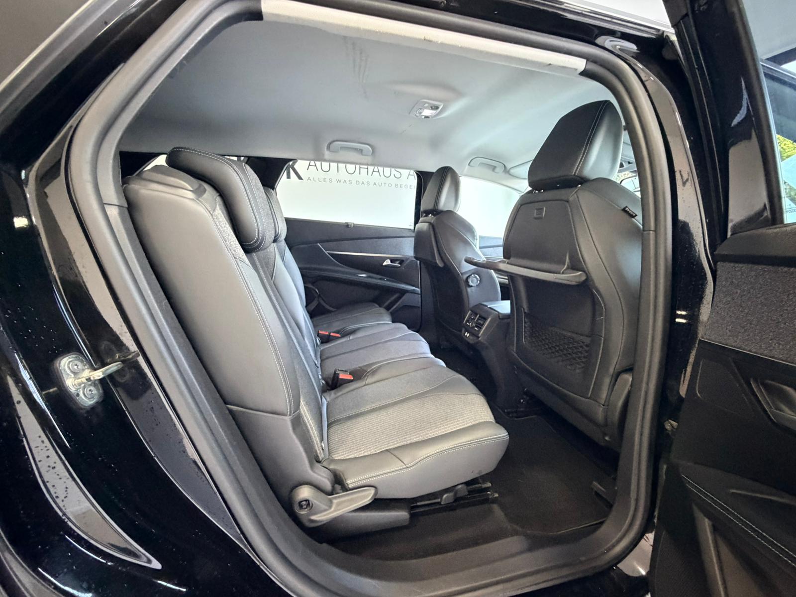 PEUGEOT 5008 1.5 BlueHDi Allure Pack EAT8*7 Plätzer*-image-13