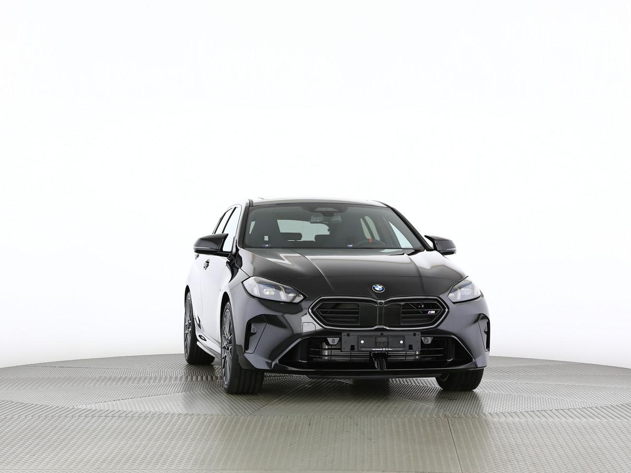 BMW M135i xDrive-image-19