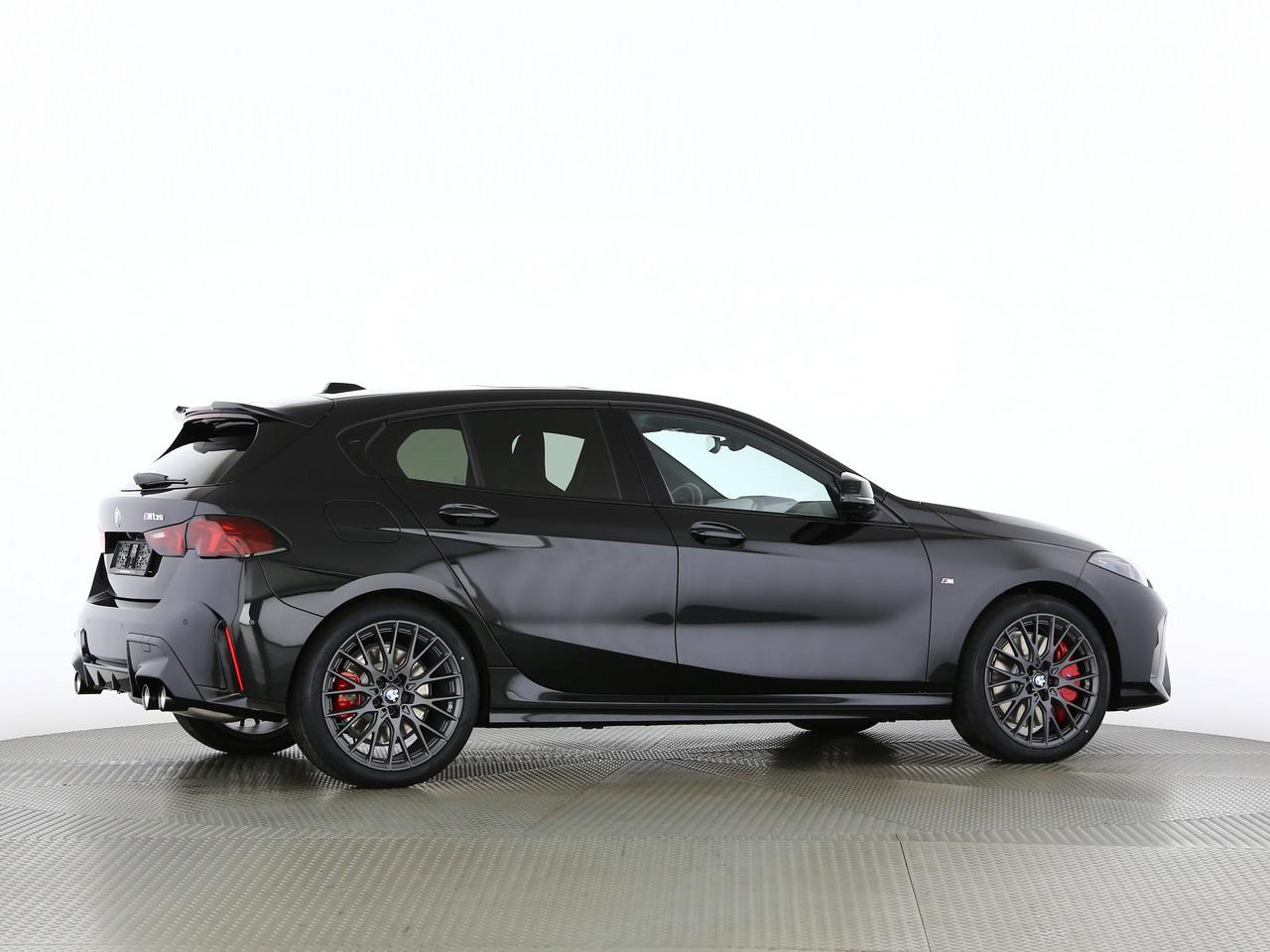 BMW M135i xDrive-image-13