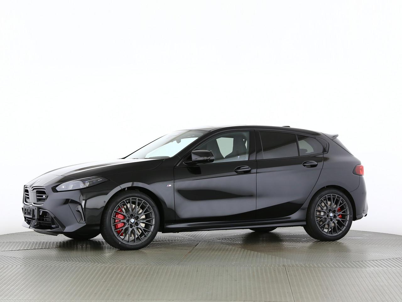 BMW M135i xDrive-image-2