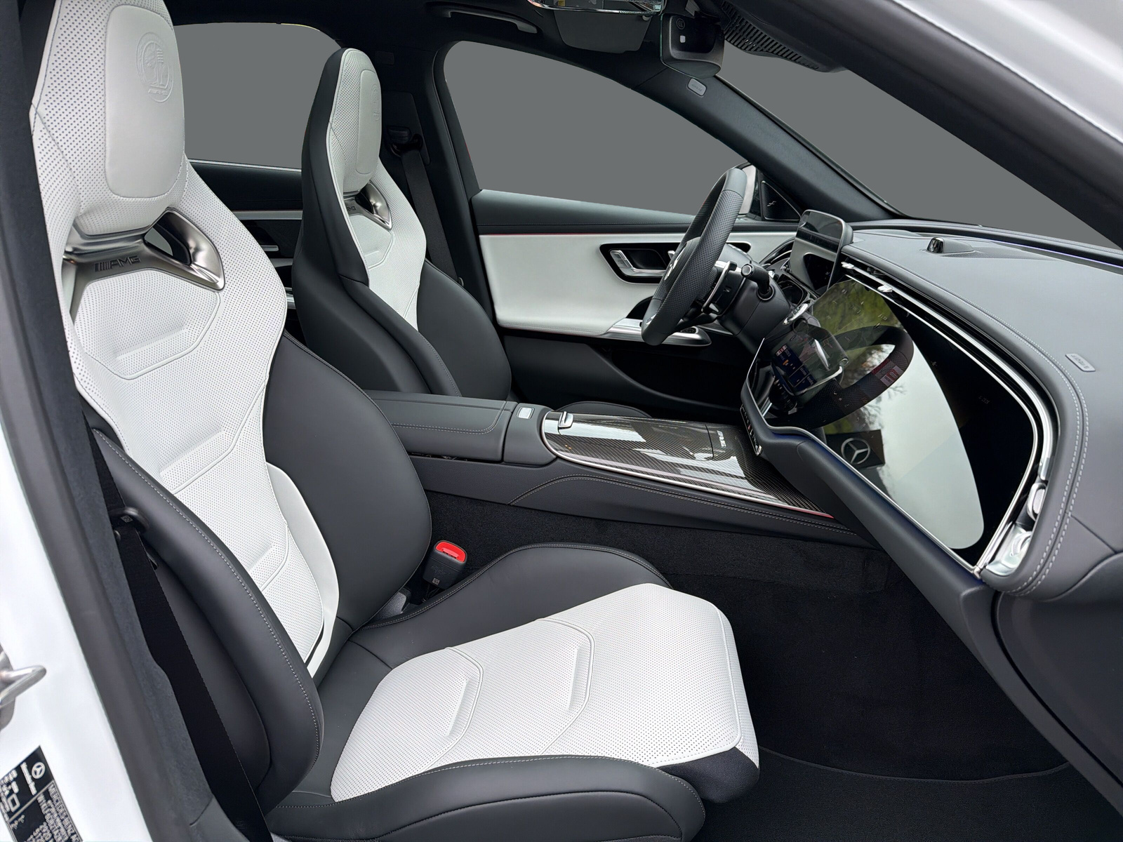 MERCEDES-BENZ E 53 AMG Hybrid 4Matic+ 9G-Tronic-image-17