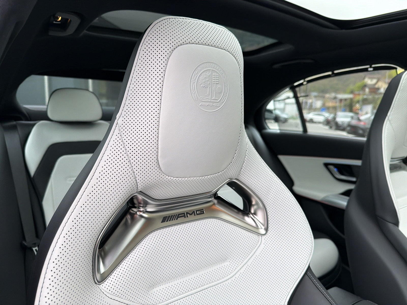 MERCEDES-BENZ E 53 AMG Hybrid 4Matic+ 9G-Tronic-image-22