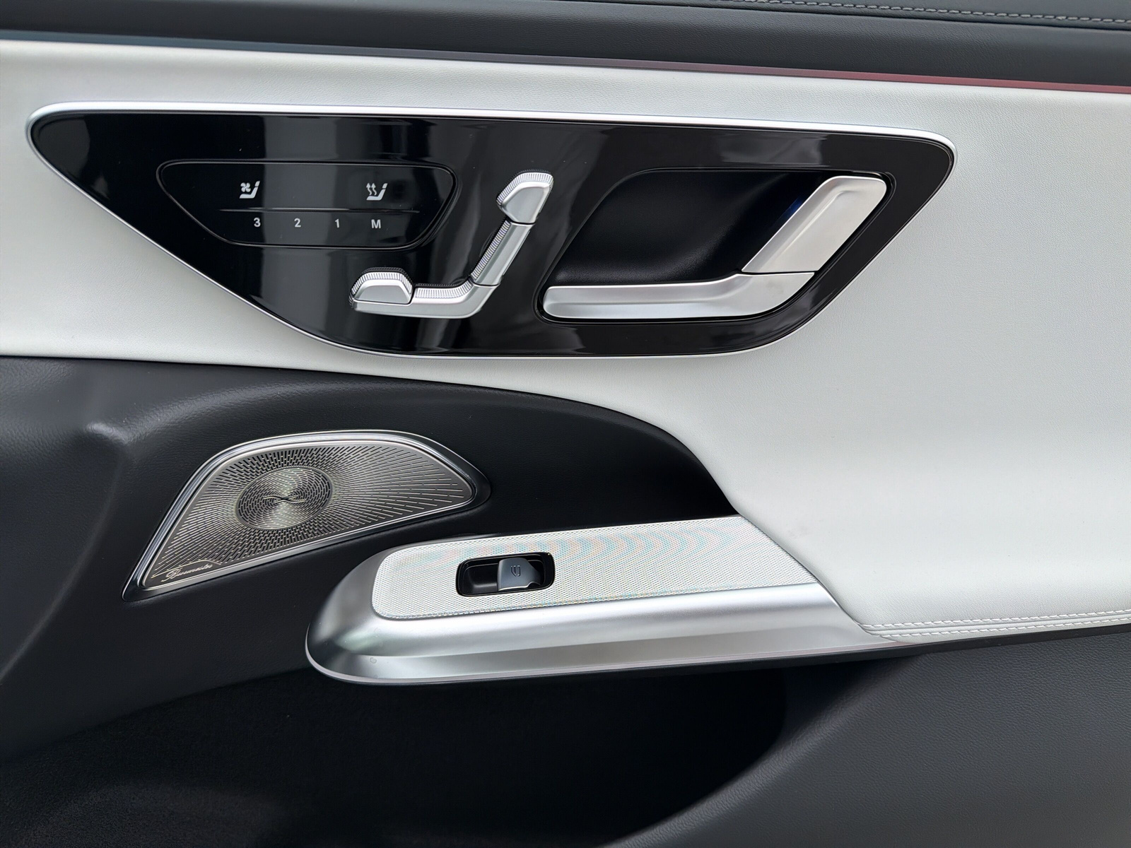 MERCEDES-BENZ E 53 AMG Hybrid 4Matic+ 9G-Tronic-image-16