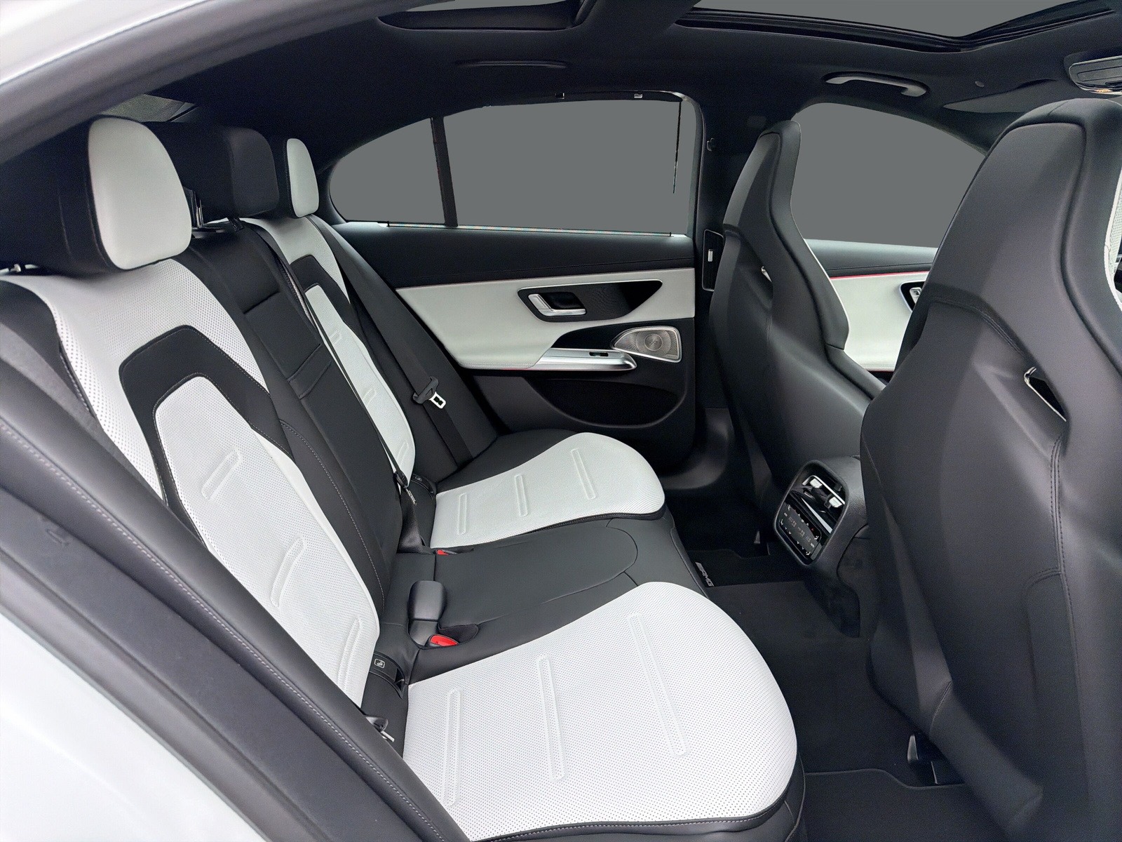 MERCEDES-BENZ E 53 AMG Hybrid 4Matic+ 9G-Tronic-image-18