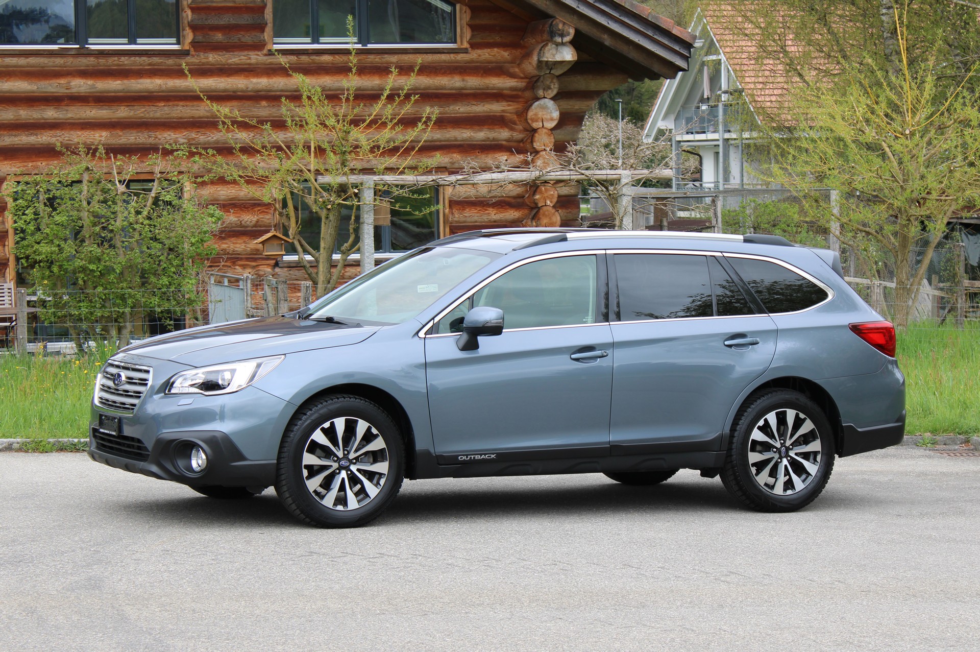 SUBARU Outback 2.5i Luxury AWD Lineartronic-image-1