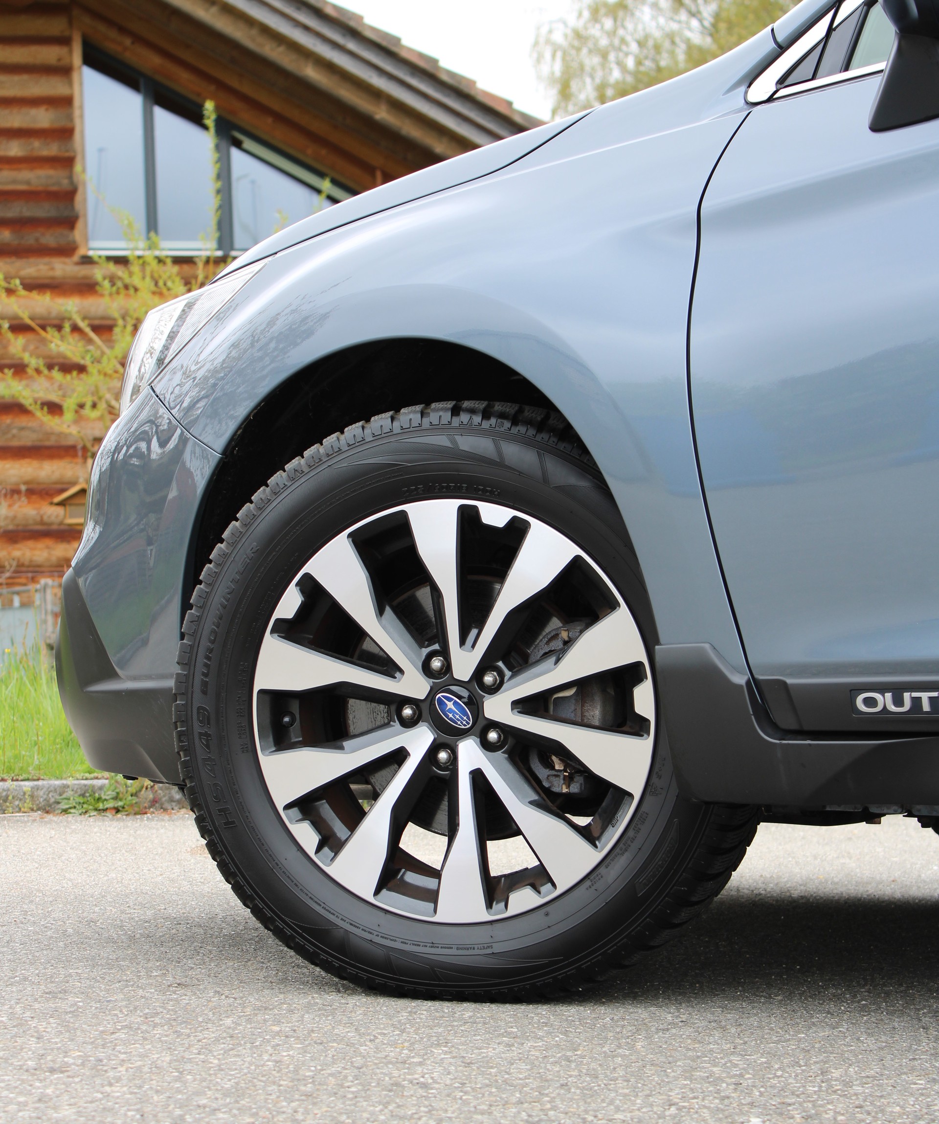 SUBARU Outback 2.5i Luxury AWD Lineartronic-image-9