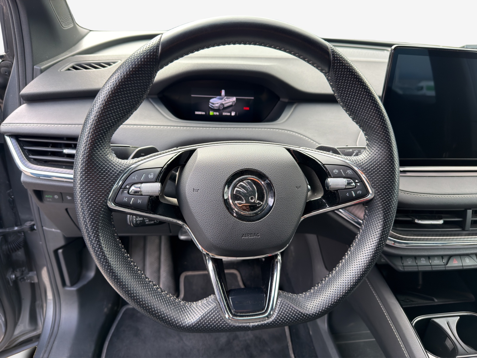 SKODA Enyaq iV 80 SportLine Ultra-image-9