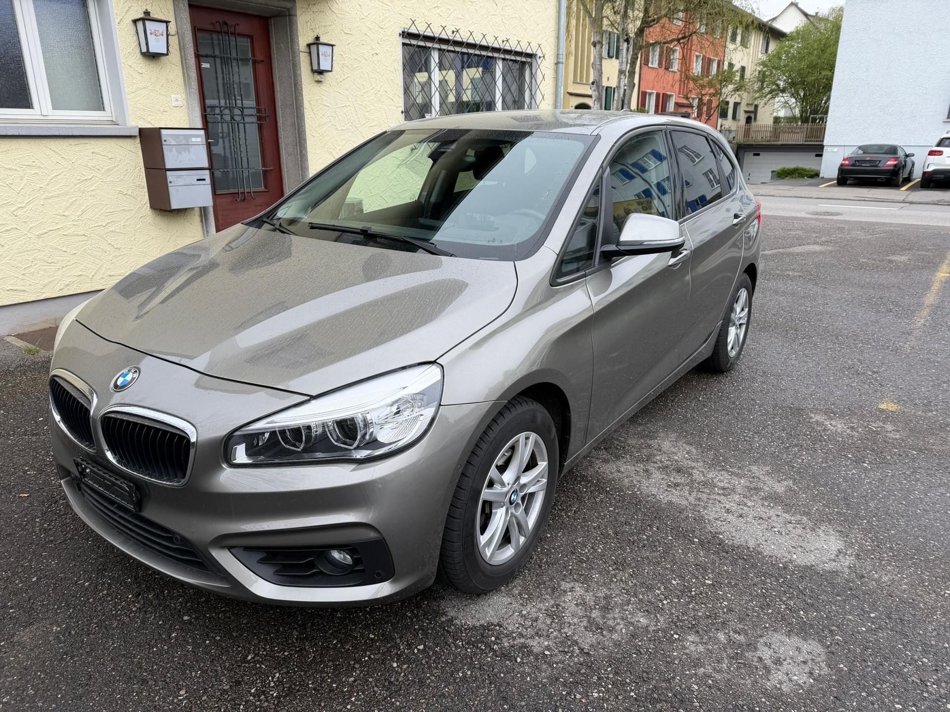 BMW 218d xDrive Active Tourer Sport Line Steptronic-image-1