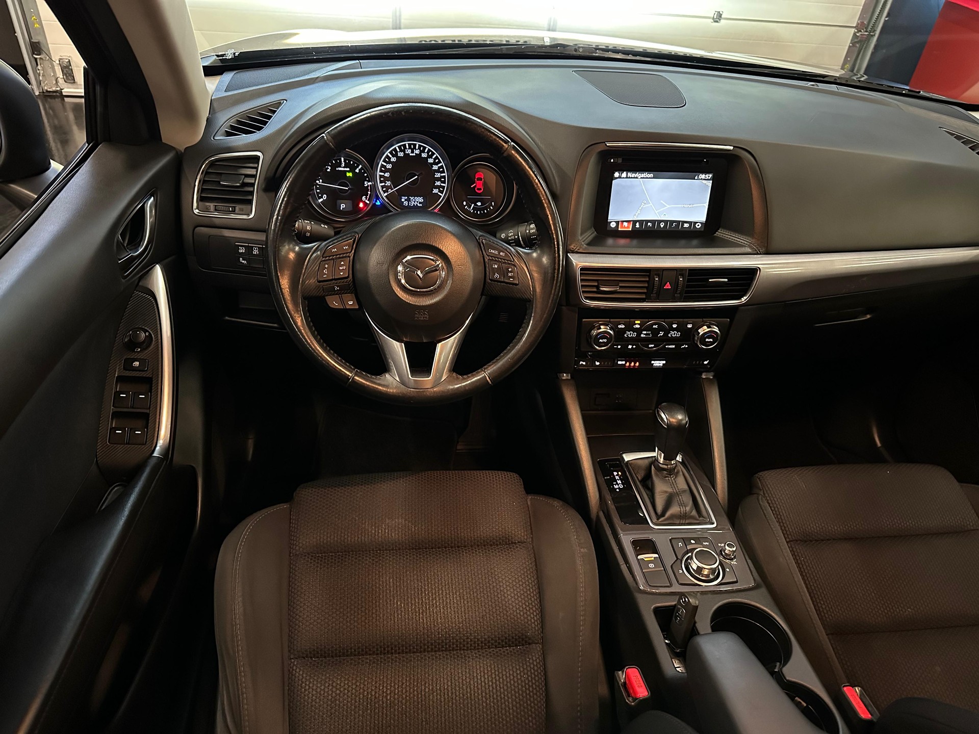 MAZDA CX-5 2.2 D Ambition FWD Automatic-image-9