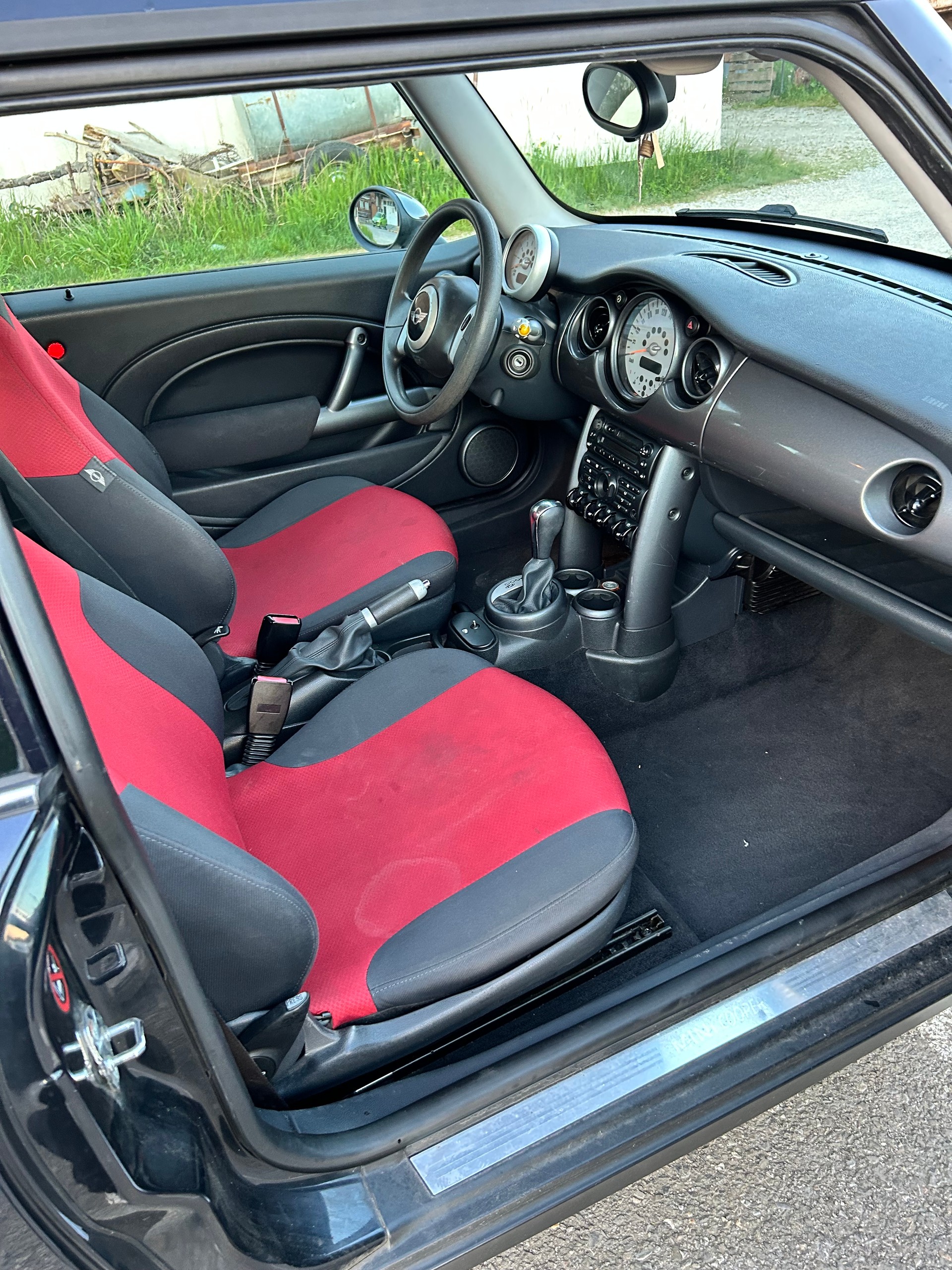 MINI Cooper-image-4