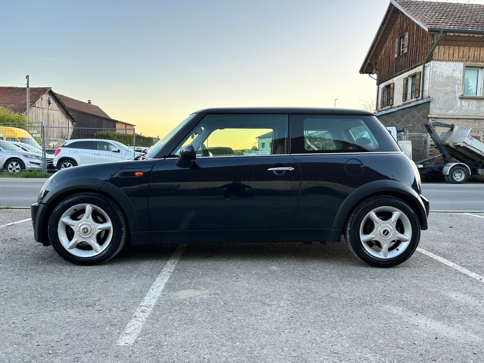 MINI Cooper-image-2