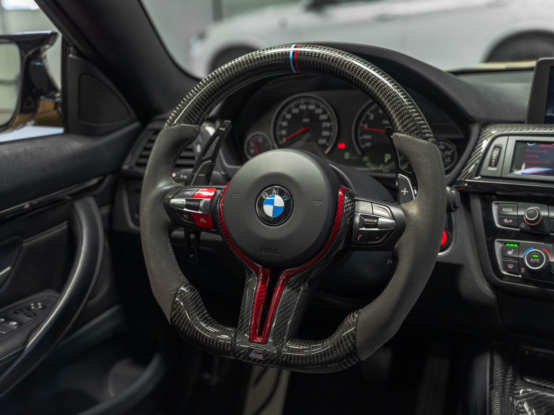 BMW M4 Coupé DKG-image-22