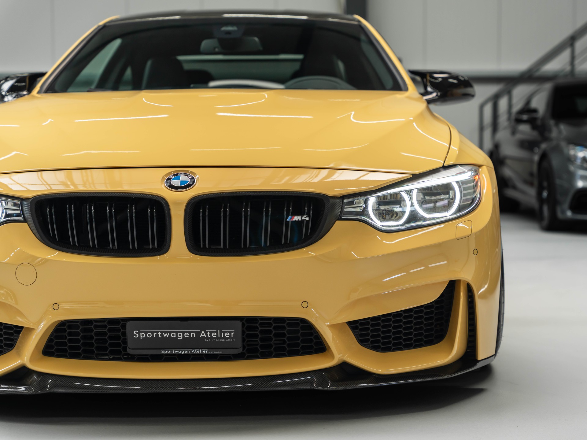 BMW M4 Coupé DKG-image-10