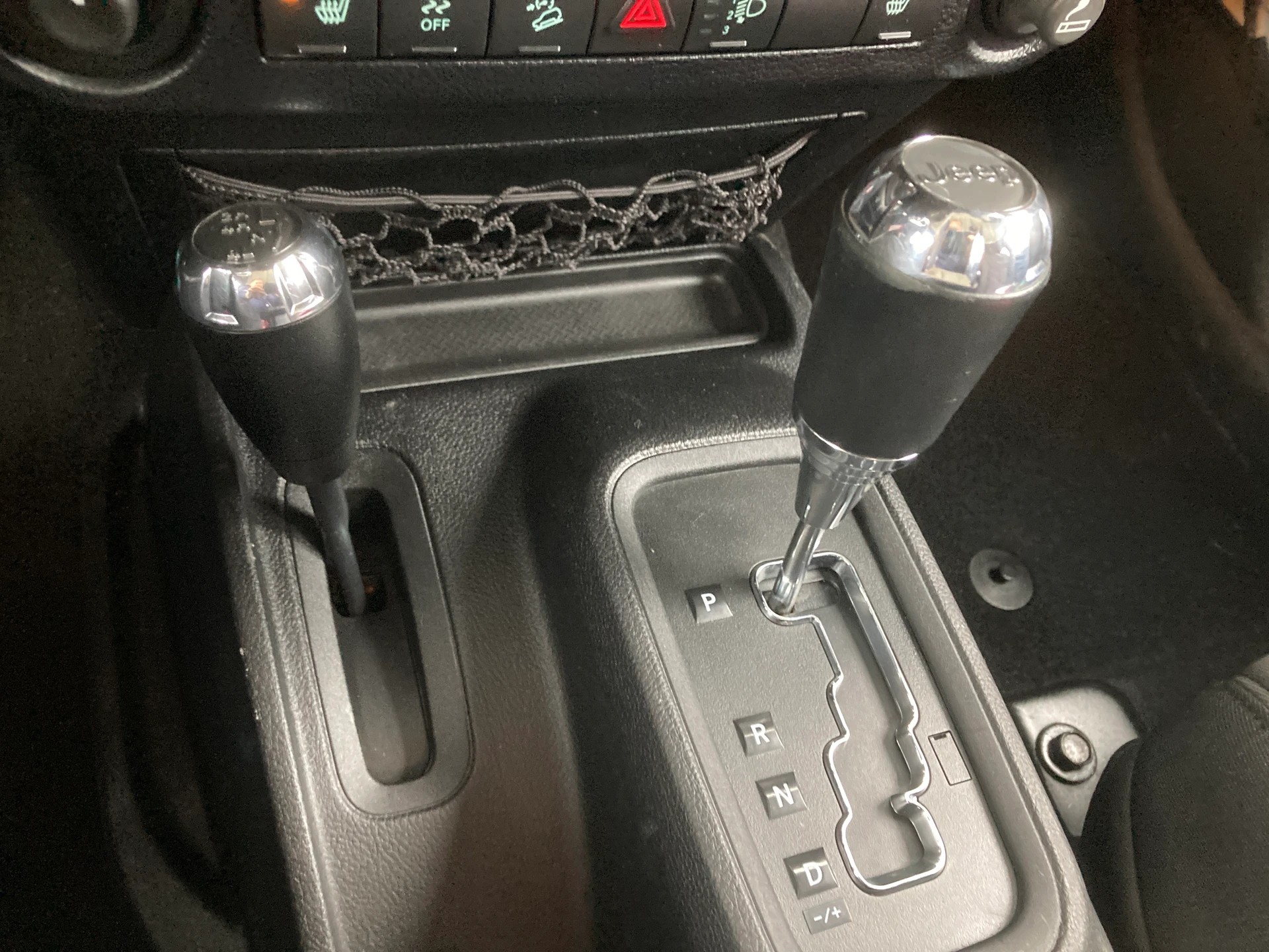 JEEP Wrangler 2.8CRD Unlimited Sport Automatic softtop-image-9