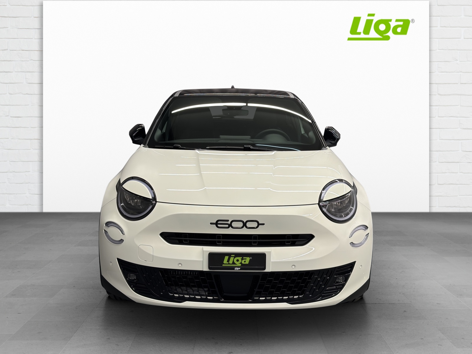 FIAT 600 1.2 Hybrid 145 Sport-image-2