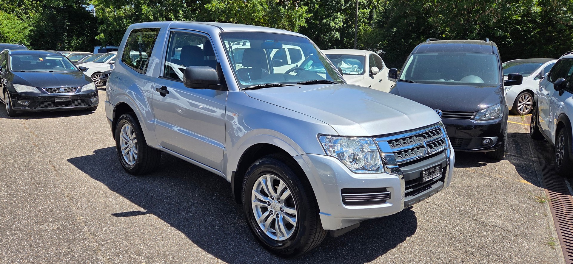 MITSUBISHI Pajero 3.2 DI-D Profi-image-13