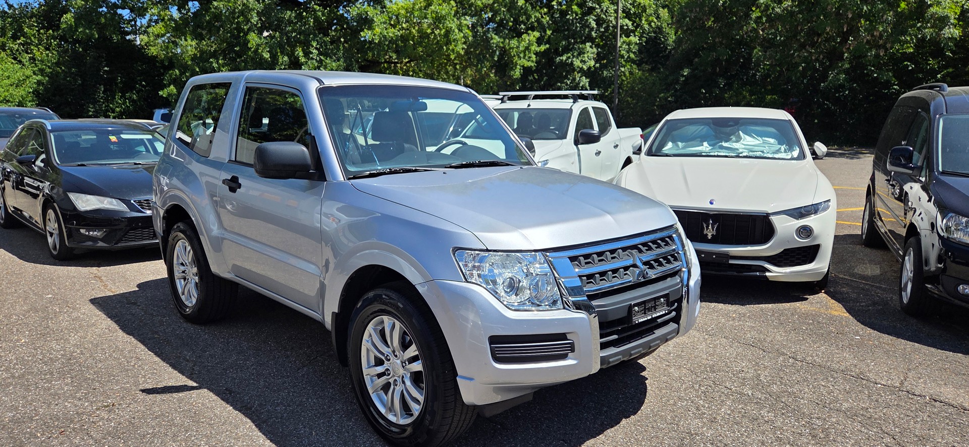 MITSUBISHI Pajero 3.2 DI-D Profi-image-2